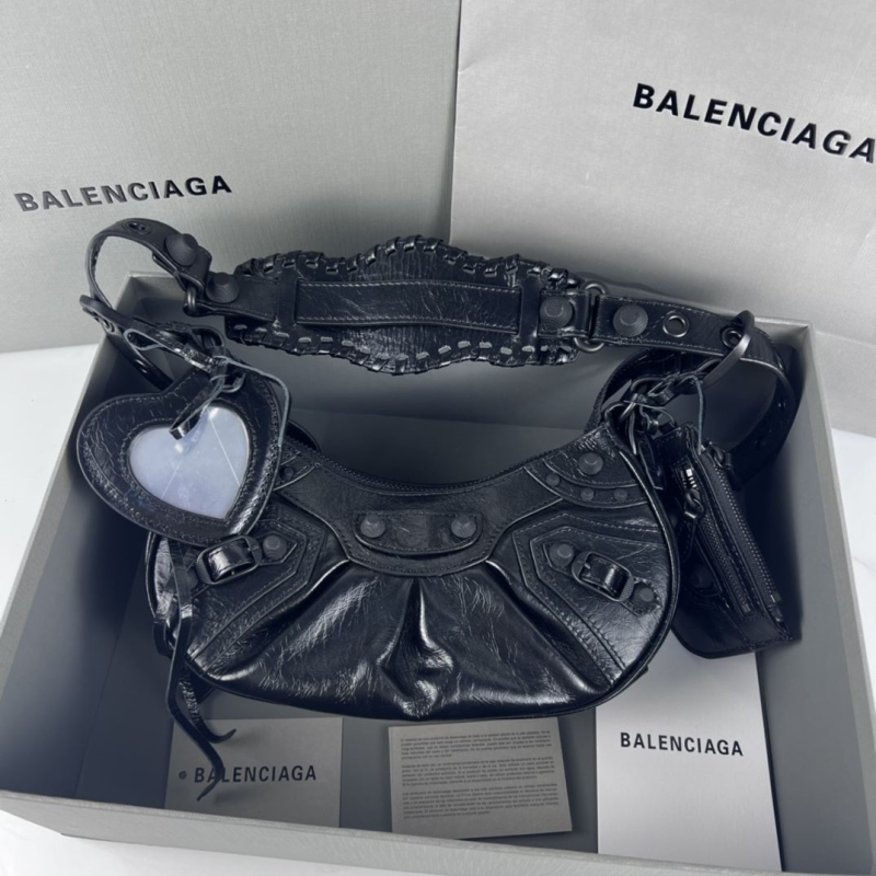 Ba*len*cia*ga classic city bags
